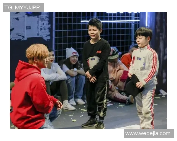 街舞之路：杭州街舞队成长历程的真实记录与感人故事